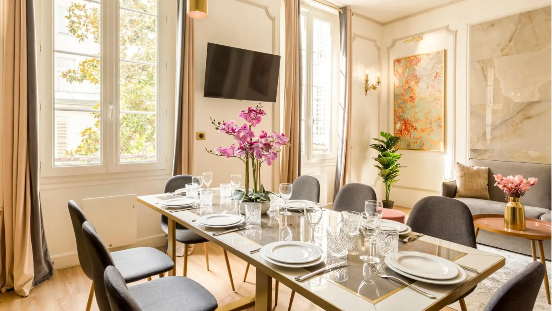 Merveil - Luxury Suite -Champselysees- Florentin I Paříž Francie