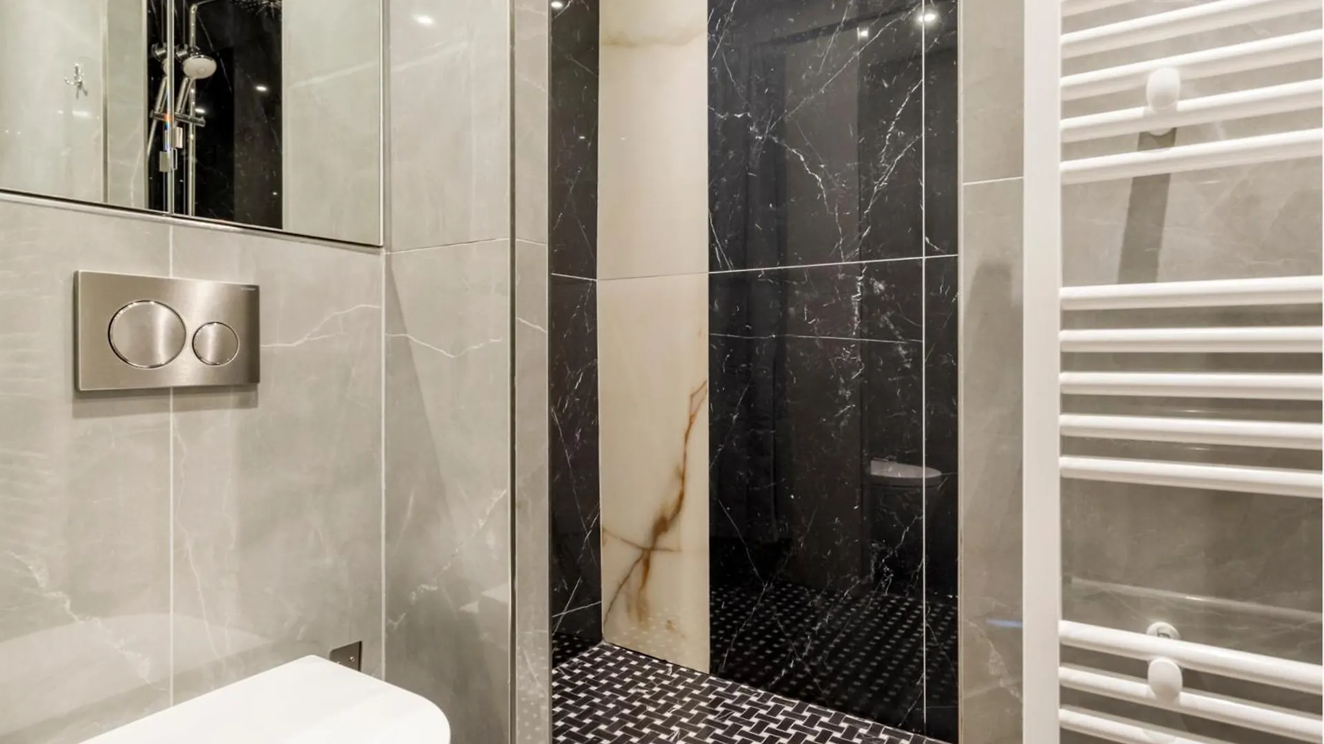Merveil - Luxury Suite -Champselysees- Florentin I Paříž Francie